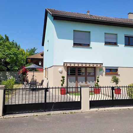 Apartamento Au Petit Bonheur Horbourg Habitación foto